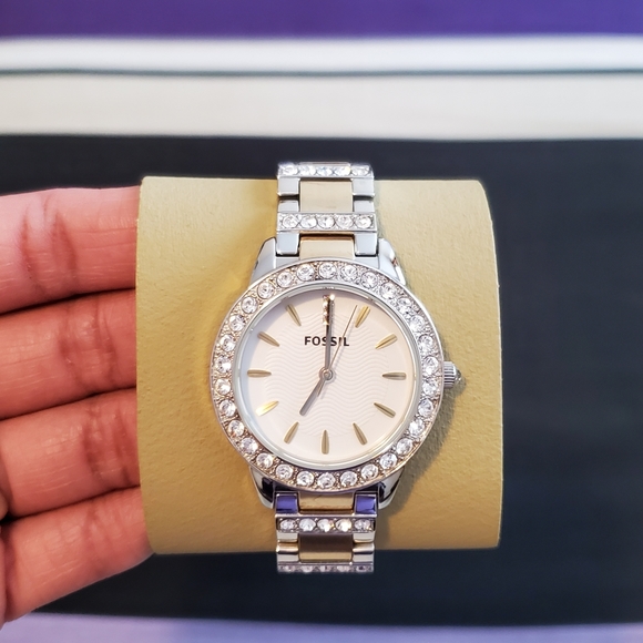 Fossil Watch - Picture 2 of 5